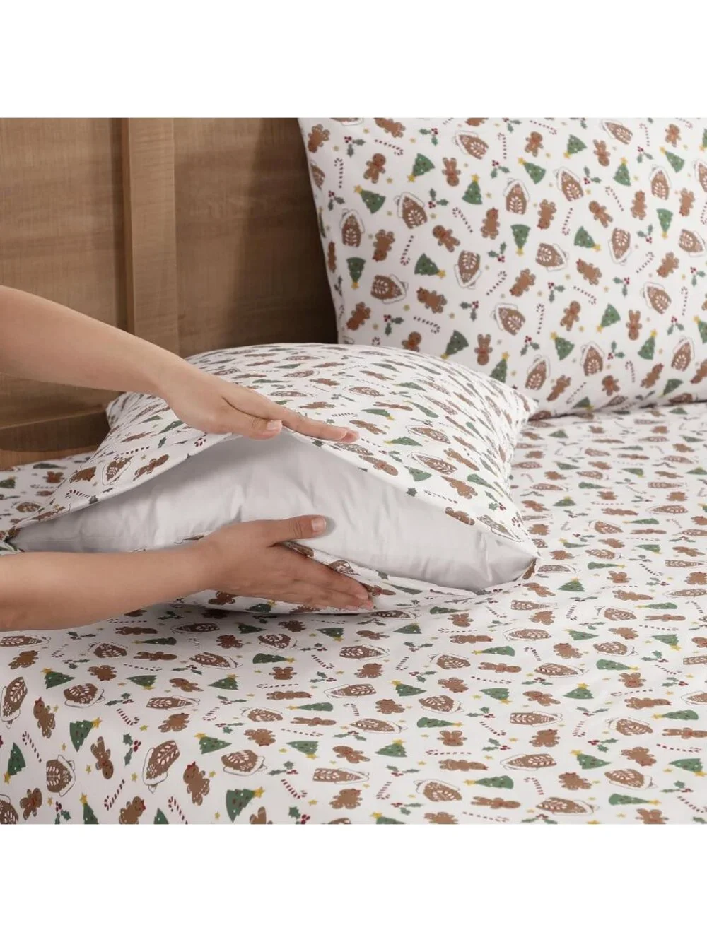 Cozy Gingerbread King Sheet Set - 4-Piece Microfiber, Deep Pocket Bedding